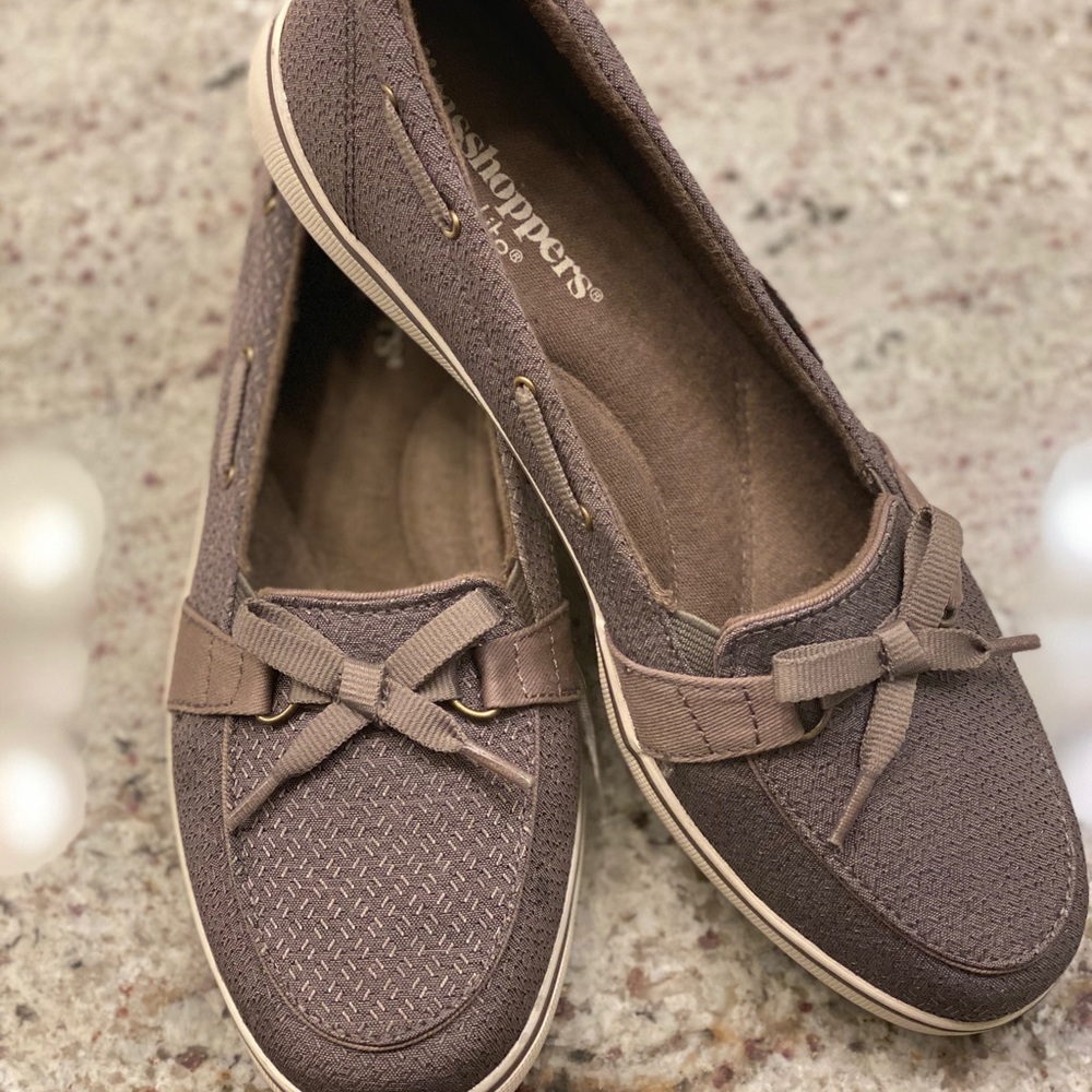 Grasshopper slip-on loafers